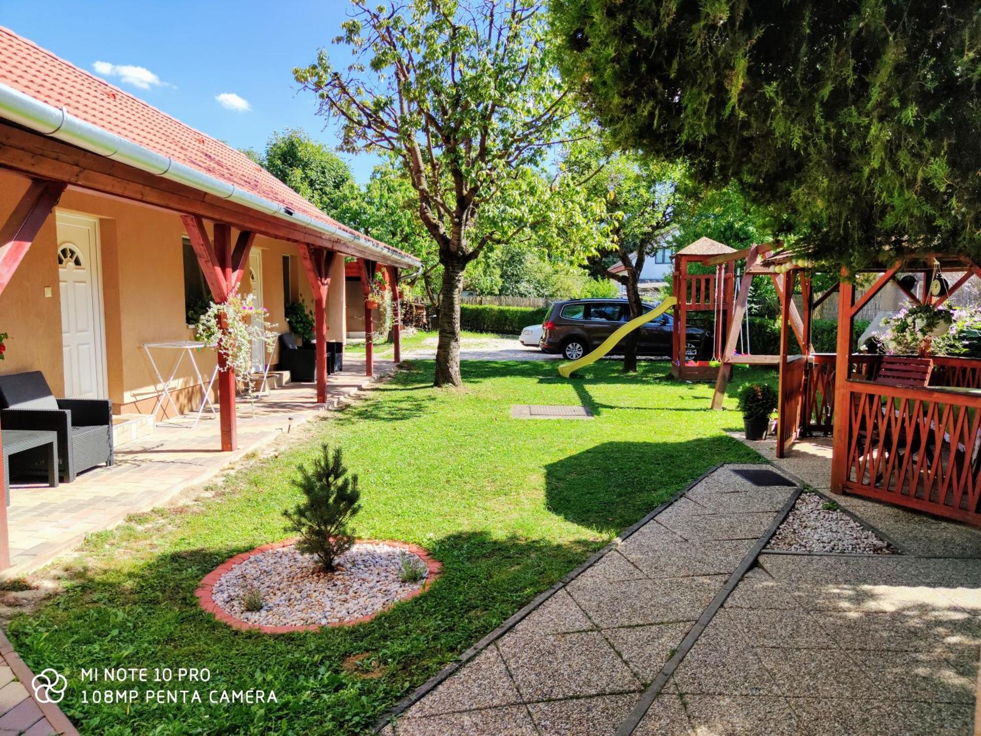 Apartman Anikó Vendégház Harkány Extérieur photo