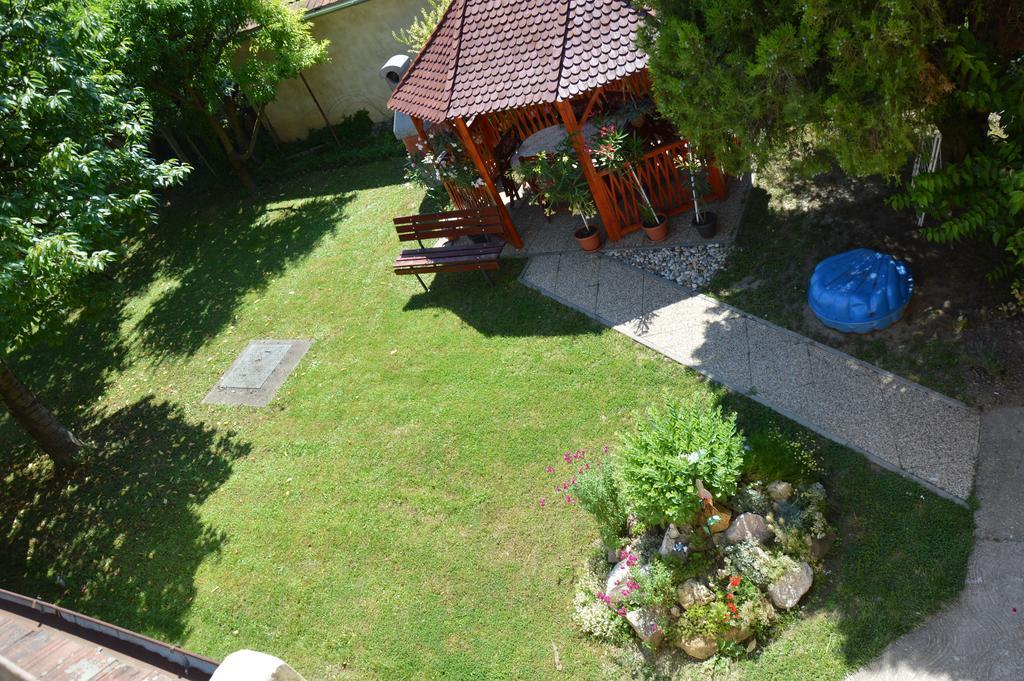 Apartman Anikó Vendégház Harkány Extérieur photo